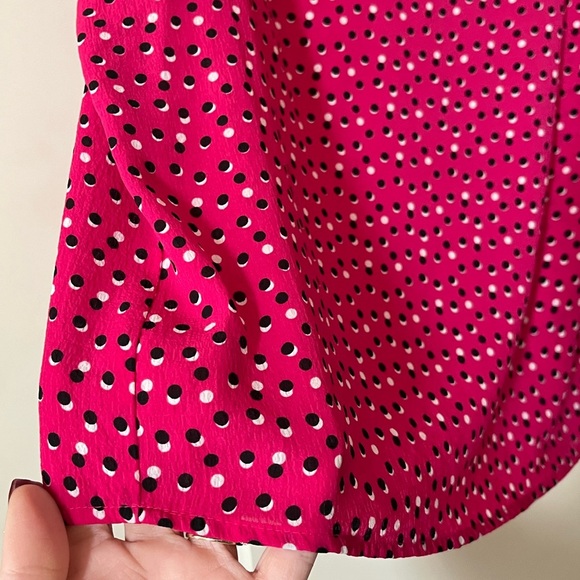Elle Dark Pink Polyester Blouse, Polka Dots, Cap Sleeves Women’s Size Large - Picture 5 of 13